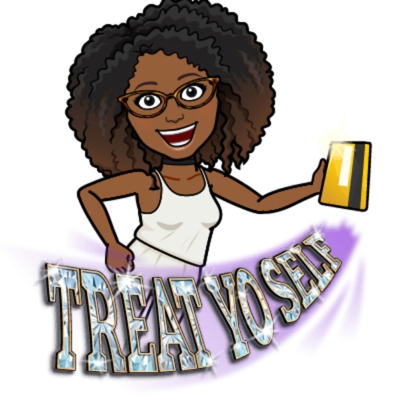 Stylish clothing to please the curves - Picture 3 of 6